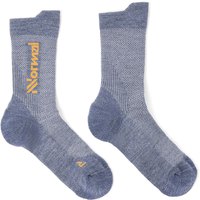 nnormal-merino-socks