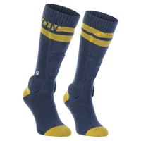 ion-benskydd-shin-pads-bd-sock